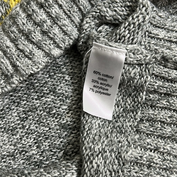 Maurices Gray and Yellow Patterned Women's Sweater size large - Picture 6 of 6